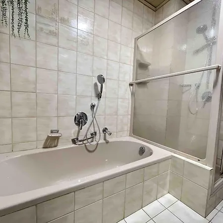 Sad501 - Gemuetliche Monteurwohnung *